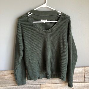 Olive sweater with choker